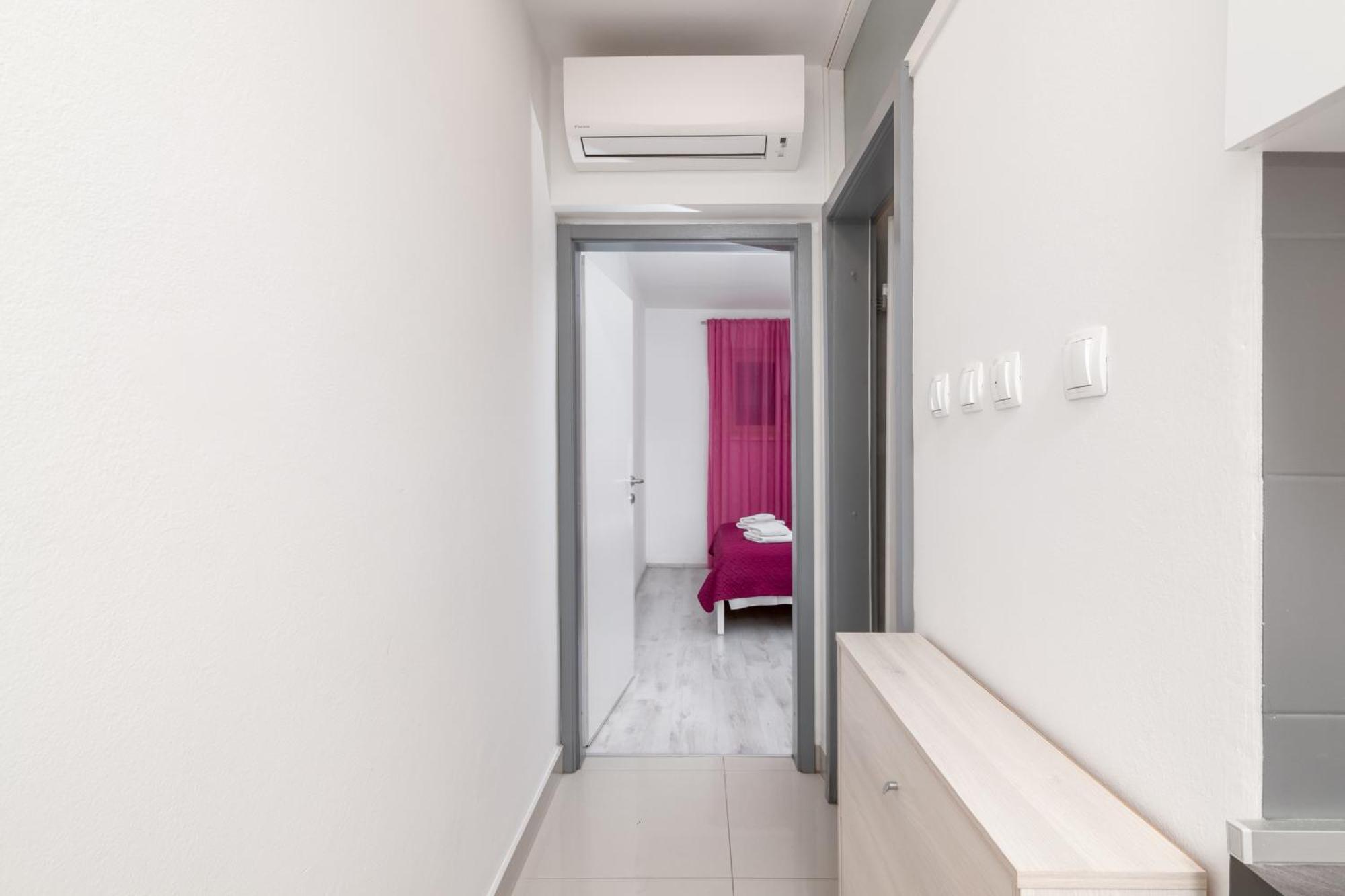Apartments With A Parking Space Rabac, Labin - 6464 エクステリア 写真